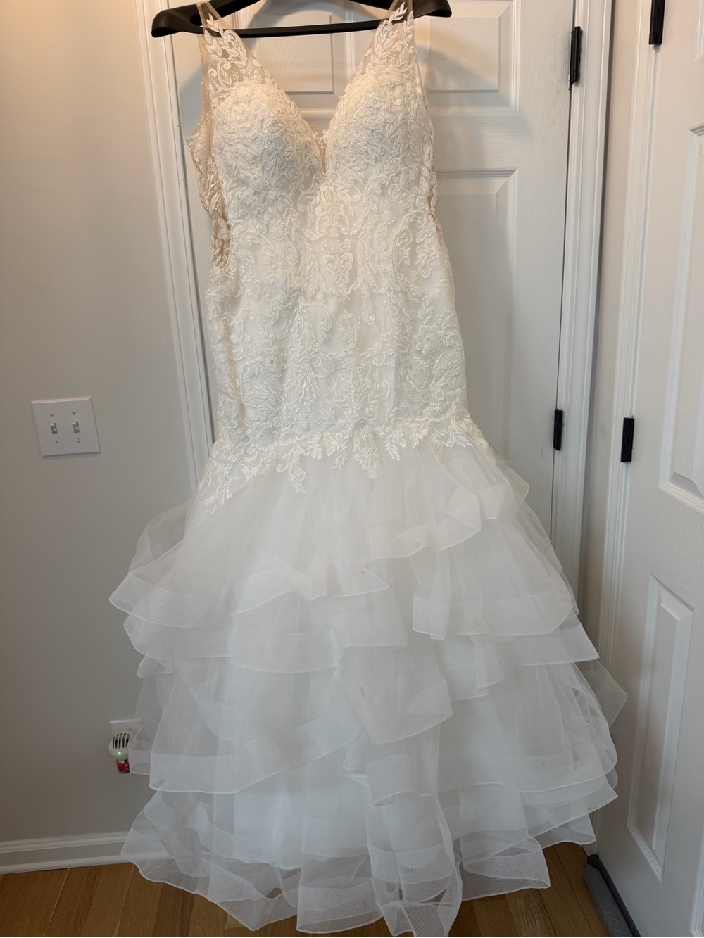 Ivory Lace Mermaid Bridal Gown with Tiered Ruffle Skirt